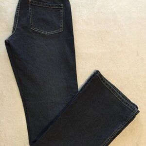 Tahari Women Zip Fly Button Closure Pockets Straight Leg Blue Denim Jeans Size 6